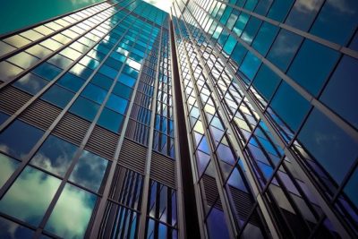 architecture-2256489_640 edificio de oficinas
